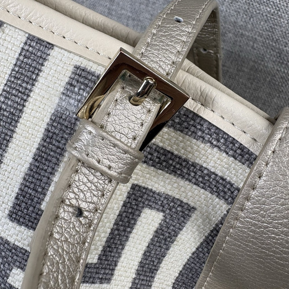 Spartina 449 De Renne Daufuskie Turn Key Classic Natural Linen Leather Tote - Picture 4 of 14